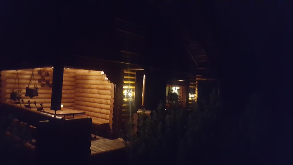Sveciu Namelis Hotel Siauliai  Bagian luar foto