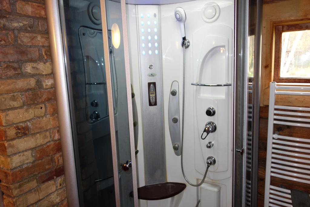 Sveciu Namelis Hotel Siauliai  Bagian luar foto